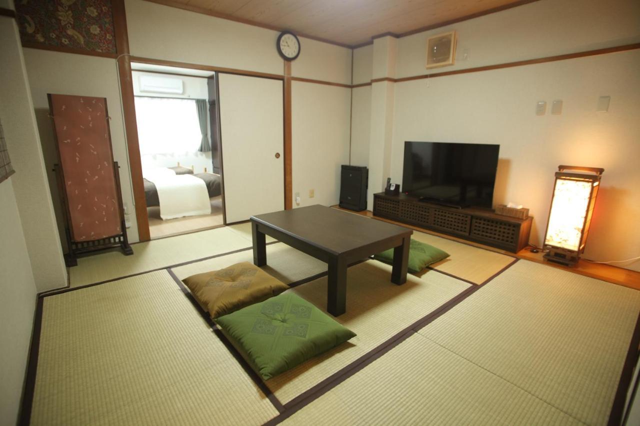 Guest House Futaba Oszaka Kültér fotó