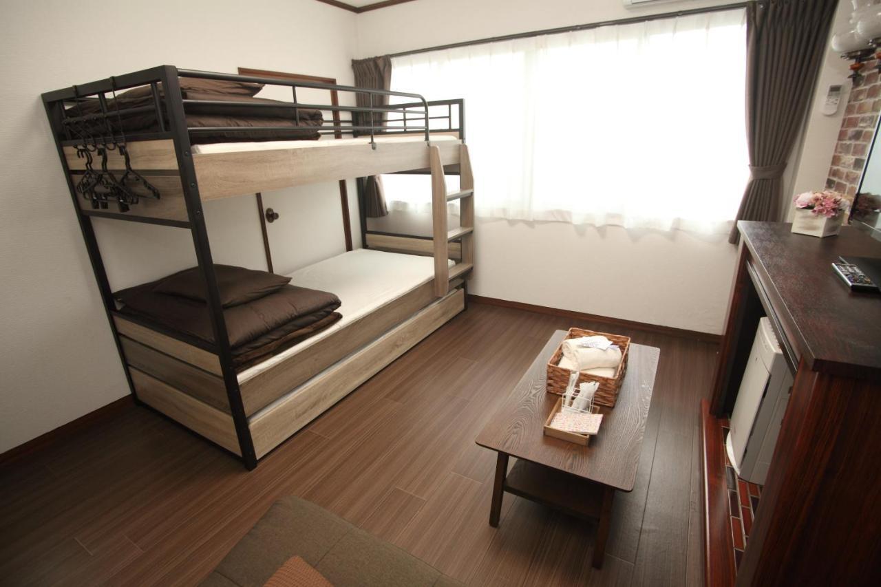 Guest House Futaba Oszaka Kültér fotó
